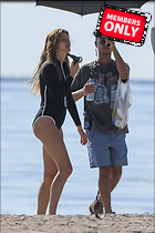 Celebrity Photo: Gisele Bundchen
2200x3300 2.0 mb
Viewed 0 times
@BestEyeCandy.com