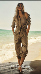 Celebrity Photo: Gisele Bundchen
1280x2276 320 kb
Viewed 14 times
@BestEyeCandy.com