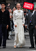 Celebrity Photo: Uma Thurman
4216x6000 3.0 mb
Viewed 0 times
@BestEyeCandy.com