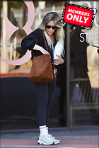 Celebrity Photo: Hilary Duff
1866x2799 1.6 mb
Viewed 0 times
@BestEyeCandy.com