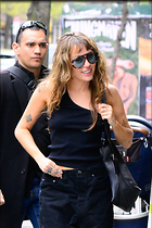 Celebrity Photo: Miley Cyrus
1200x1800 233 kb
Viewed 10 times
@BestEyeCandy.com