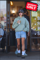 Celebrity Photo: Hailey Baldwin
2136x3204 1.9 mb
Viewed 0 times
@BestEyeCandy.com