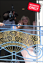 Celebrity Photo: Elle Fanning
2408x3500 2.1 mb
Viewed 1 time
@BestEyeCandy.com