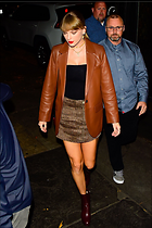 Celebrity Photo: Taylor Swift
1365x2048 833 kb
Viewed 13 times
@BestEyeCandy.com