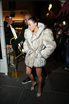 Celebrity Photo: Kimberly Kardashian
1200x1800 241 kb
Viewed 4 times
@BestEyeCandy.com