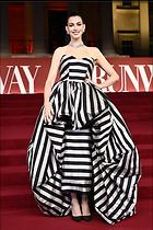 Celebrity Photo: Anne Hathaway
62 Photos
Photoset #736126
@BestEyeCandy.com