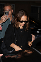 Celebrity Photo: Natalie Portman
1200x1800 159 kb
Viewed 13 times
@BestEyeCandy.com