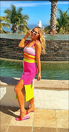 Celebrity Photo: Nikki Glaser
640x1214 178 kb
Viewed 4 times
@BestEyeCandy.com