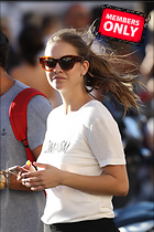 Barbara Palvin during a photoshoot on the port in Saint Tropez 25 July 2017
2835x4252 2.7 mb
Viewed 1 time
@BestEyeCandy.com