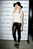 Celebrity Photo: Peyton Roi List
2100x3150 670 kb
Viewed 3 times
@BestEyeCandy.com