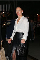 Celebrity Photo: Lily James
1200x1800 160 kb
Viewed 7 times
@BestEyeCandy.com