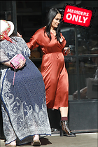 Brie Bella nikki Bella leaves lunch at Joans on third in Studio City CA 26.02..20.2020
2334x3500 3.4 mb
Viewed 1 time
@BestEyeCandy.com