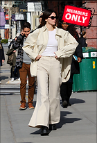 Celebrity Photo: Kendall Jenner
2375x3500 3.3 mb
Viewed 0 times
@BestEyeCandy.com