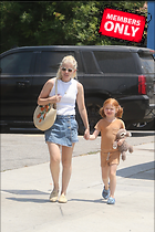 Celebrity Photo: Kate Mara
1790x2685 1.9 mb
Viewed 1 time
@BestEyeCandy.com