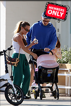 Celebrity Photo: Hilary Duff
1853x2780 1.6 mb
Viewed 0 times
@BestEyeCandy.com