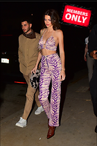 Celebrity Photo: Kendall Jenner
1687x2530 1.8 mb
Viewed 0 times
@BestEyeCandy.com
