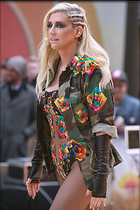 Celebrity Photo: Kesha Sebert
2331x3504 1.1 mb
Viewed 5 times
@BestEyeCandy.com