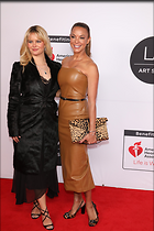 Celebrity Photo: Eva La Rue
2333x3500 1.3 mb
Viewed 7 times
@BestEyeCandy.com