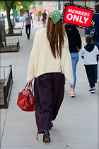 Celebrity Photo: Katie Holmes
2333x3500 2.9 mb
Viewed 1 time
@BestEyeCandy.com