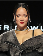Celebrity Photo: Rihanna
1588x2048 1,091 kb
Viewed 2 times
@BestEyeCandy.com