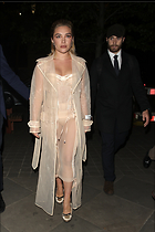 Celebrity Photo: Florence Pugh
6 Photos
Photoset #699691
@BestEyeCandy.com