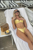 Celebrity Photo: Elsa Hosk
667x1000 114 kb
Viewed 6 times
@BestEyeCandy.com