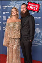 Celebrity Photo: Kate Hudson
2396x3600 1.6 mb
Viewed 0 times
@BestEyeCandy.com