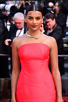 Celebrity Photo: Simone Ashley
1200x1800 161 kb
Viewed 3 times
@BestEyeCandy.com