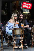 Celebrity Photo: Heidi Klum
4640x6960 2.9 mb
Viewed 1 time
@BestEyeCandy.com