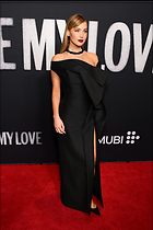 Celebrity Photo: Jennifer Lawrence
1365x2048 813 kb
Viewed 7 times
@BestEyeCandy.com