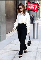 Celebrity Photo: Lily James
2375x3500 1.8 mb
Viewed 0 times
@BestEyeCandy.com