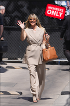 Celebrity Photo: Heidi Klum
2333x3499 2.4 mb
Viewed 1 time
@BestEyeCandy.com