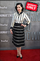 Celebrity Photo: Dita Von Teese
2400x3600 2.1 mb
Viewed 1 time
@BestEyeCandy.com