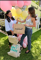 Celebrity Photo: Miranda Kerr
5 Photos
Photoset #736160
@BestEyeCandy.com