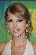 Celebrity Photo: Taylor Swift
1999x3000   551 kb
Viewed 8 times
@BestEyeCandy.com