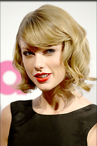 Celebrity Photo: Taylor Swift
2400x3600 995 kb
Viewed 11 times
@BestEyeCandy.com