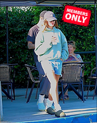 Celebrity Photo: Hailey Baldwin
1473x1871 2.0 mb
Viewed 0 times
@BestEyeCandy.com
