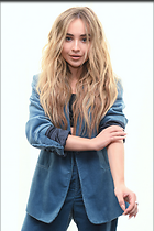 Celebrity Photo: Sabrina Carpenter
3140x4711   1.3 mb
Viewed 8 times
@BestEyeCandy.com