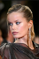 Celebrity Photo: Frida Aasen
667x1000 109 kb
Viewed 6 times
@BestEyeCandy.com