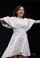 Celebrity Photo: Natalie Imbruglia
2427x3500 1.4 mb
Viewed 8 times
@BestEyeCandy.com