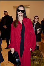 Celebrity Photo: Emily Ratajkowski
1366x2048 866 kb
Viewed 10 times
@BestEyeCandy.com