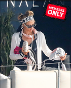 Celebrity Photo: Paris Hilton
2158x2657 1.8 mb
Viewed 2 times
@BestEyeCandy.com