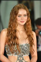 Celebrity Photo: Sadie Sink
1365x2048   1,088 kb
Viewed 6 times
@BestEyeCandy.com