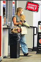Celebrity Photo: Hilary Duff
2200x3300 2.4 mb
Viewed 0 times
@BestEyeCandy.com