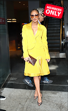 Celebrity Photo: Jennifer Lopez
1868x3028 2.3 mb
Viewed 0 times
@BestEyeCandy.com