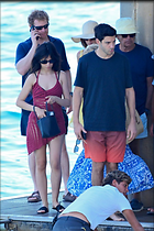 Celebrity Photo: Camila Cabello
667x1000 103 kb
Viewed 6 times
@BestEyeCandy.com