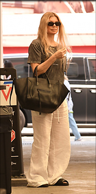Celebrity Photo: Stacy Ferguson
1326x2685   1.3 mb
Viewed 5 times
@BestEyeCandy.com