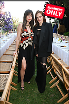 Celebrity Photo: Alison Brie
1365x2048 1.5 mb
Viewed 1 time
@BestEyeCandy.com
