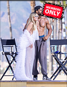 Celebrity Photo: Heidi Klum
2550x3300 3.6 mb
Viewed 0 times
@BestEyeCandy.com