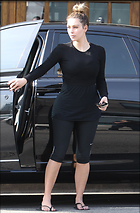 Celebrity Photo: Kimberly Kardashian
1968x3000 512 kb
Viewed 4 times
@BestEyeCandy.com